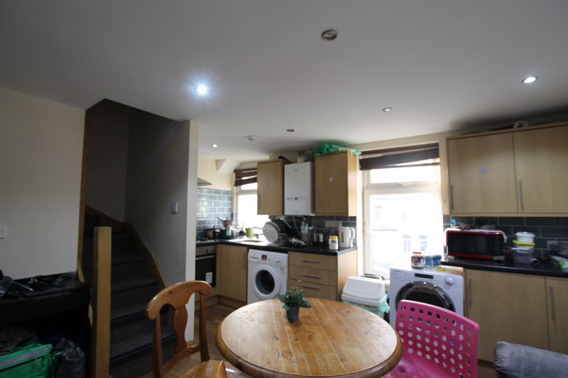 Property photo 2 of 10 Photo 2