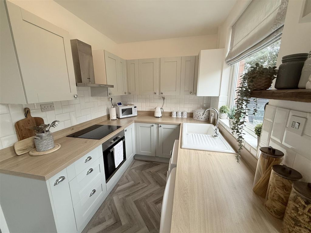 Property photo 3 of 10 Img_2343.Jpg