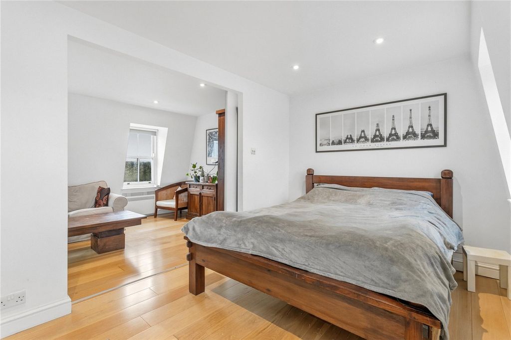 Property photo 3 of 12 Picture No. 13