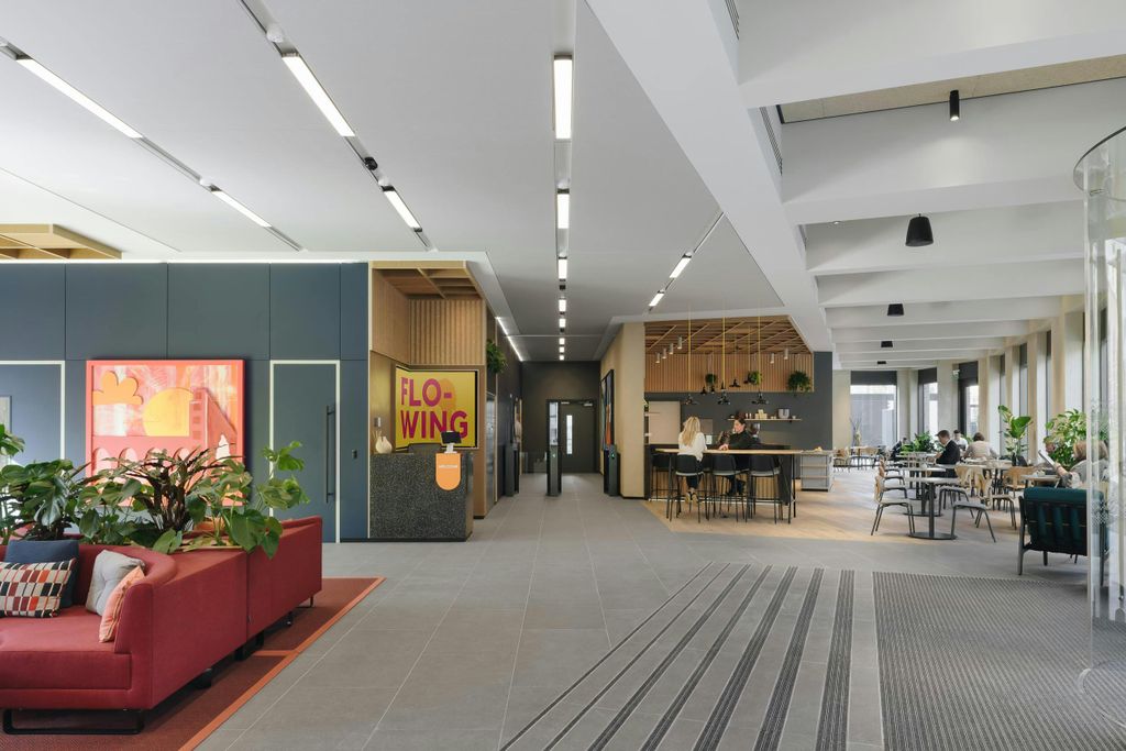 Property photo 2 of 6 Web_Ceg_Photo_By_Tom_Bird9.Jpg