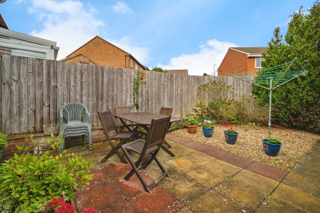 Property photo 2 of 17 Photo