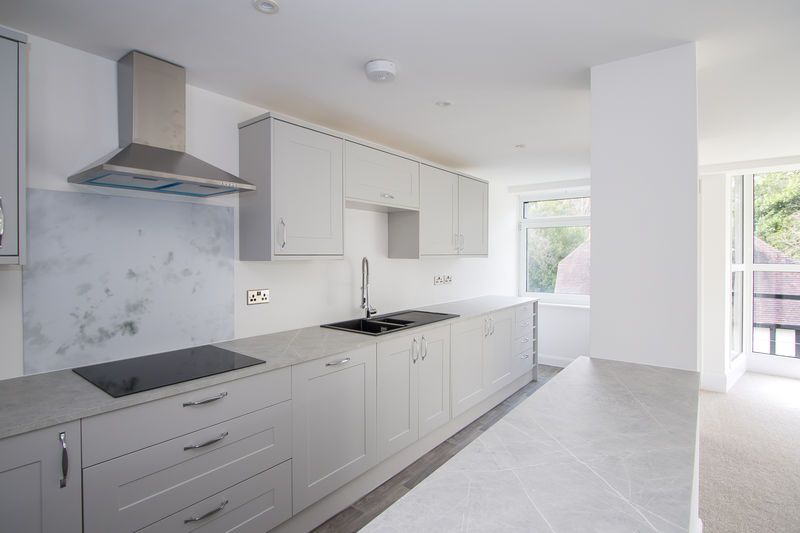 Additional image 8 of 3 bed flat for saleSeabank, The Esplanade, Penarth CF64