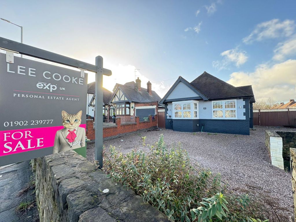 Property photo 2 of 31