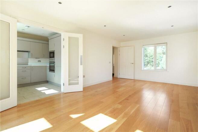 Property photo 3 of 35 Living/Dining Room W