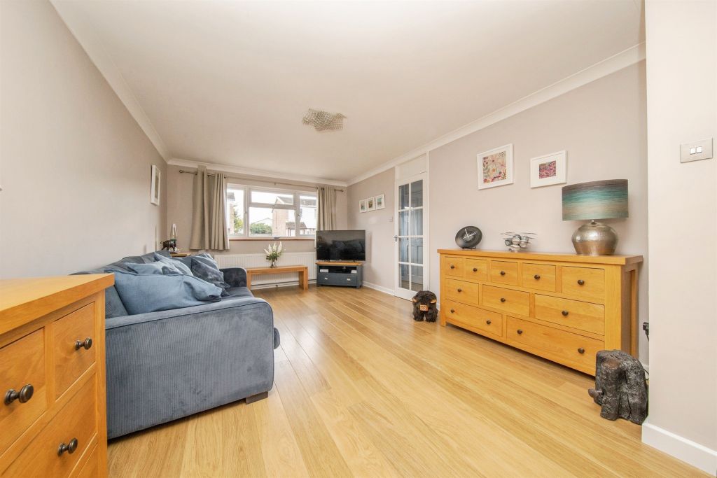 Property photo 2 of 22
