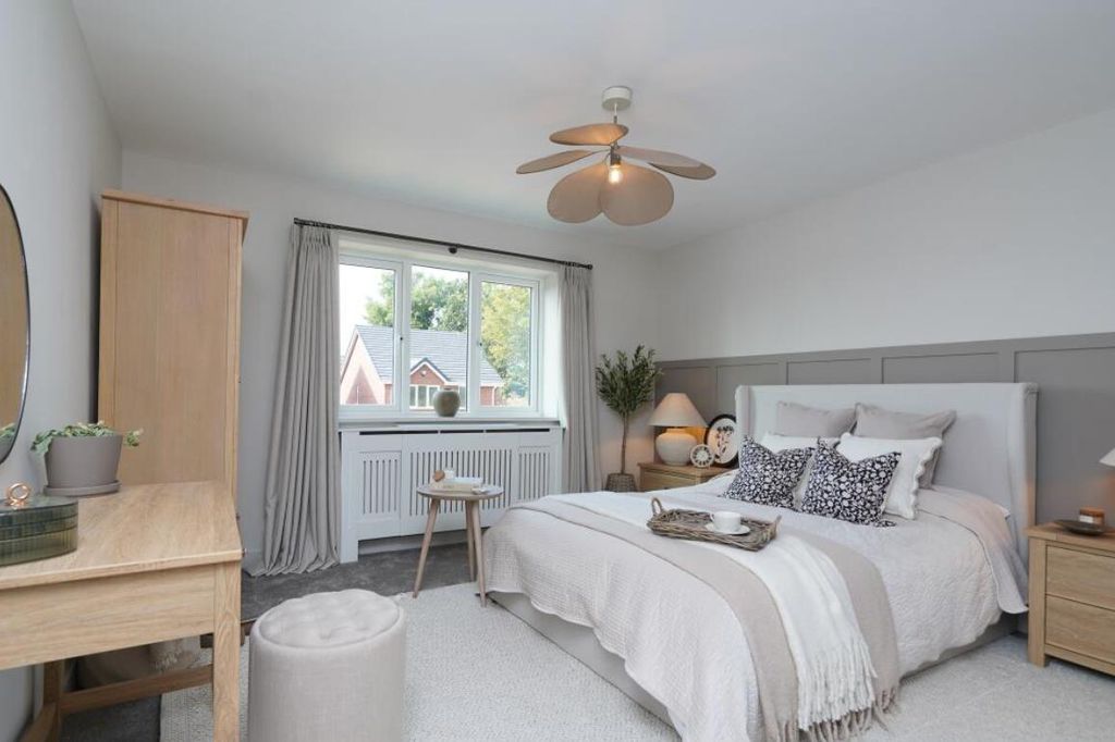 Property photo 1 of 18 Image