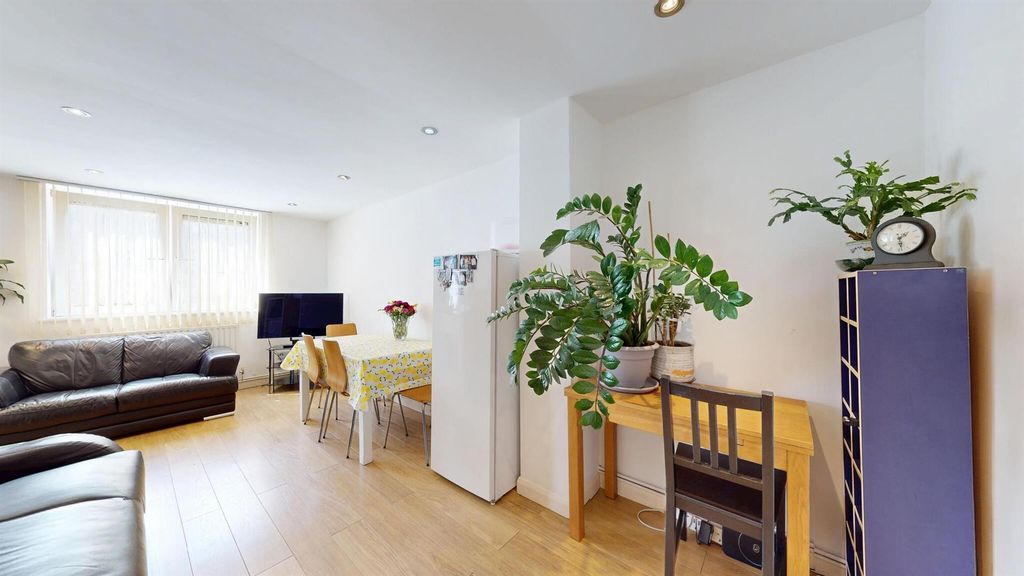 Property photo 1 of 9 1 Bedroom For Rent In Isle Of Dogs
