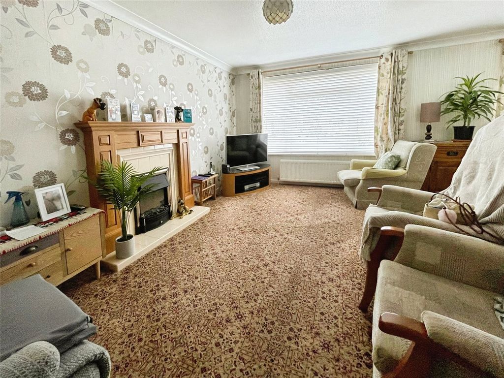 Property photo 3 of 11 Picture No. 06