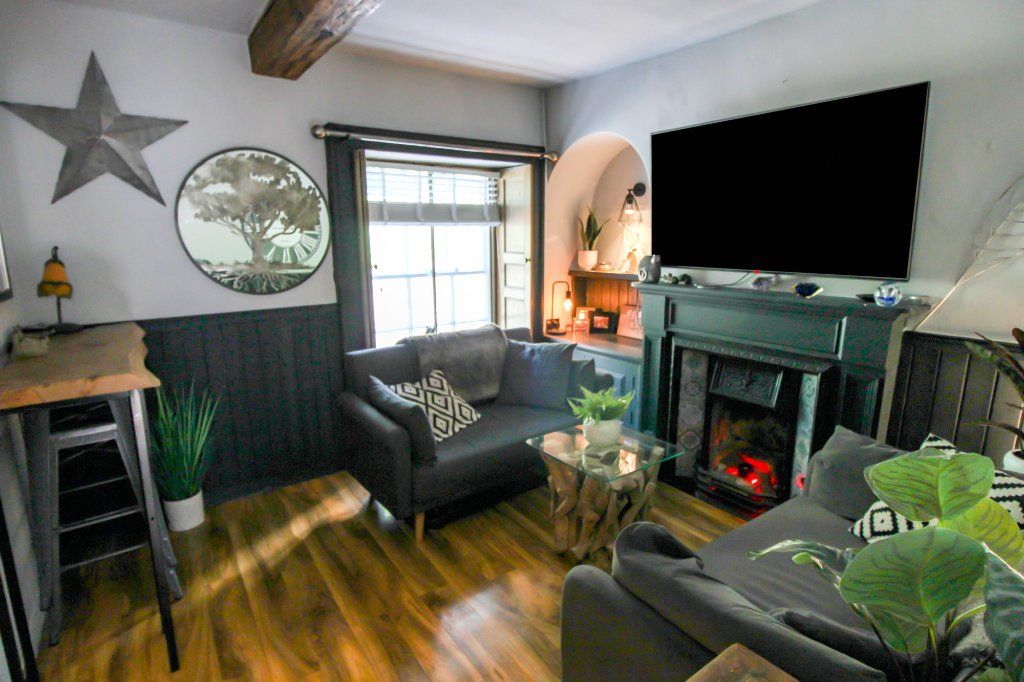 Property photo 2 of 13 Sitting Room