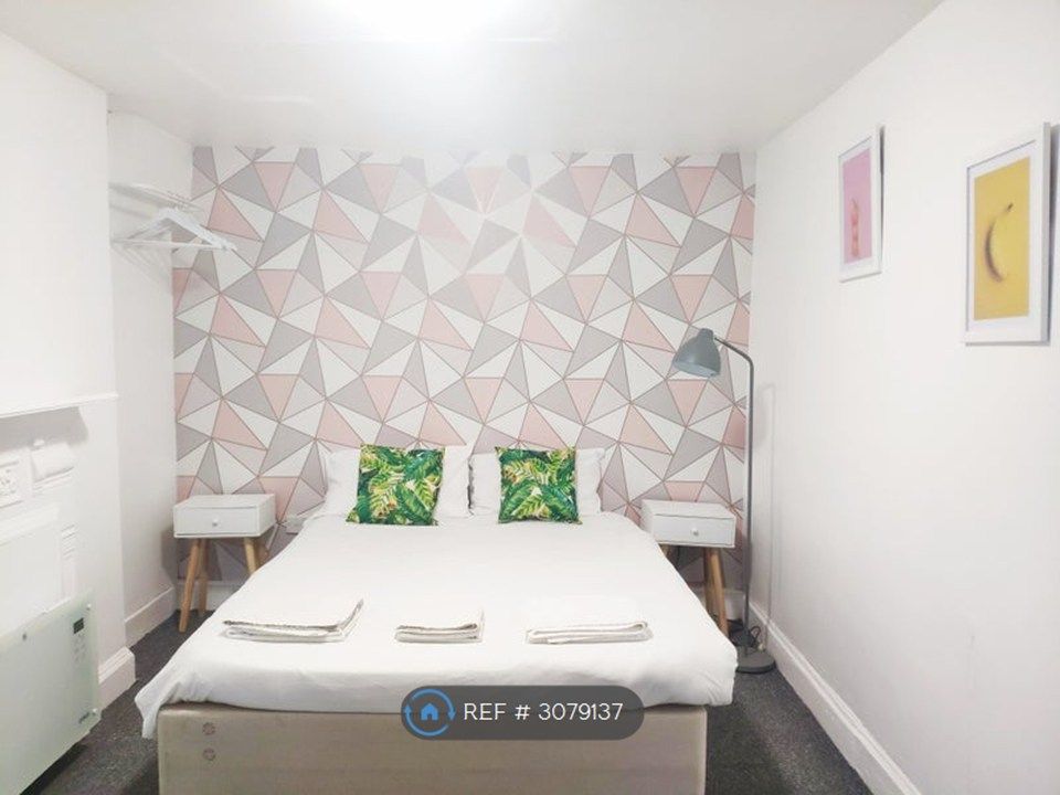 Property photo 3 of 10 Double Room Single Occupancy
