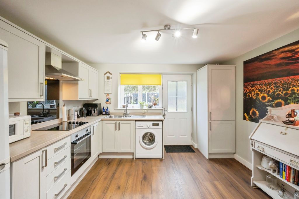 Property photo 3 of 17