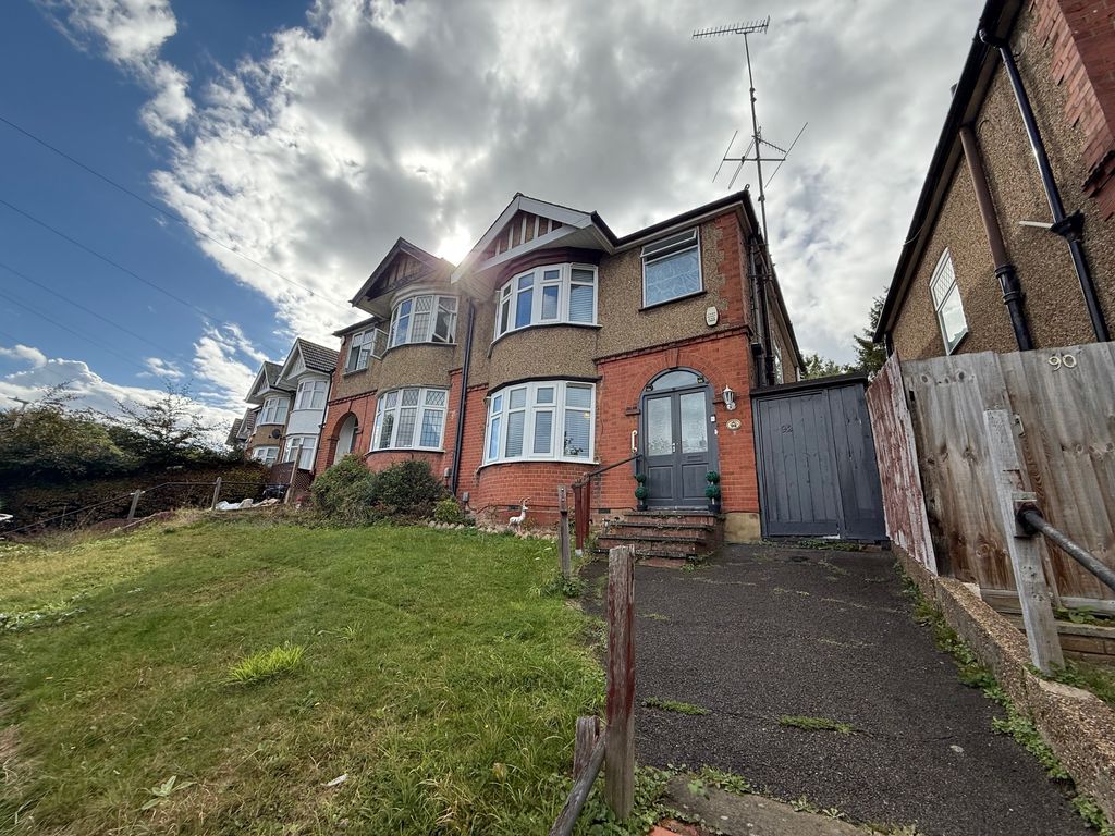 Property photo 1 of 19 Image