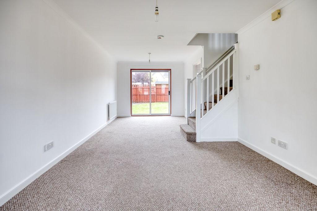 Property photo 2 of 24