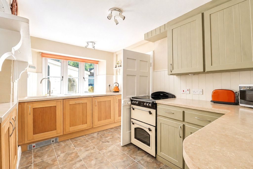 Property photo 3 of 23 Picture No. 53