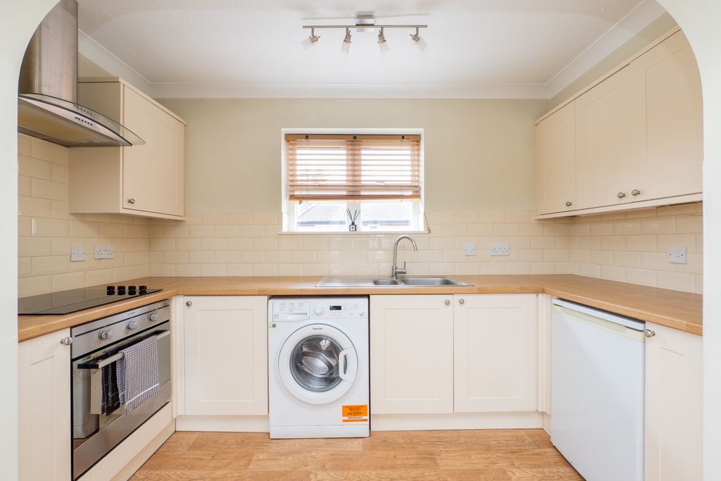 Property photo 2 of 9 Picture No. 08