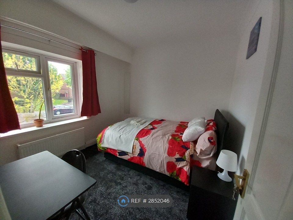 Property photo 1 of 5