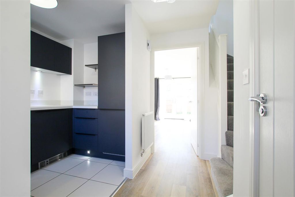 Property photo 3 of 14 Img_1858.Jpg