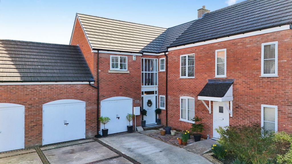 Property photo 1 of 24 5005810