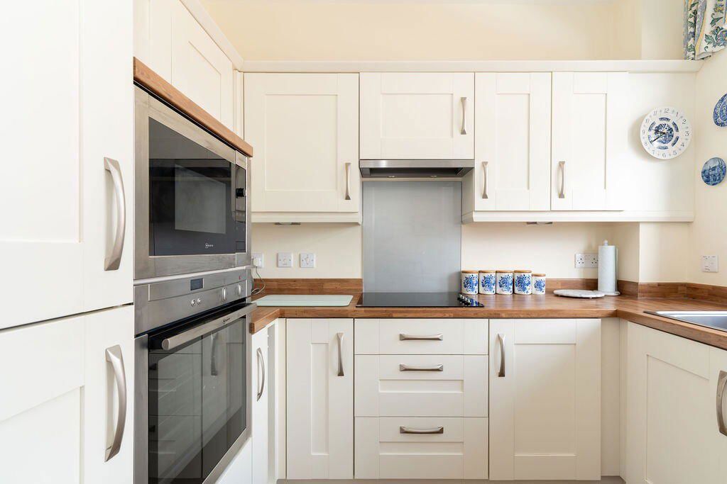 Property photo 3 of 20