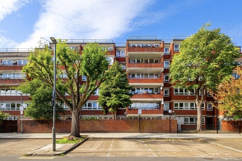 Property photo 3 of 10 Picture No. 11