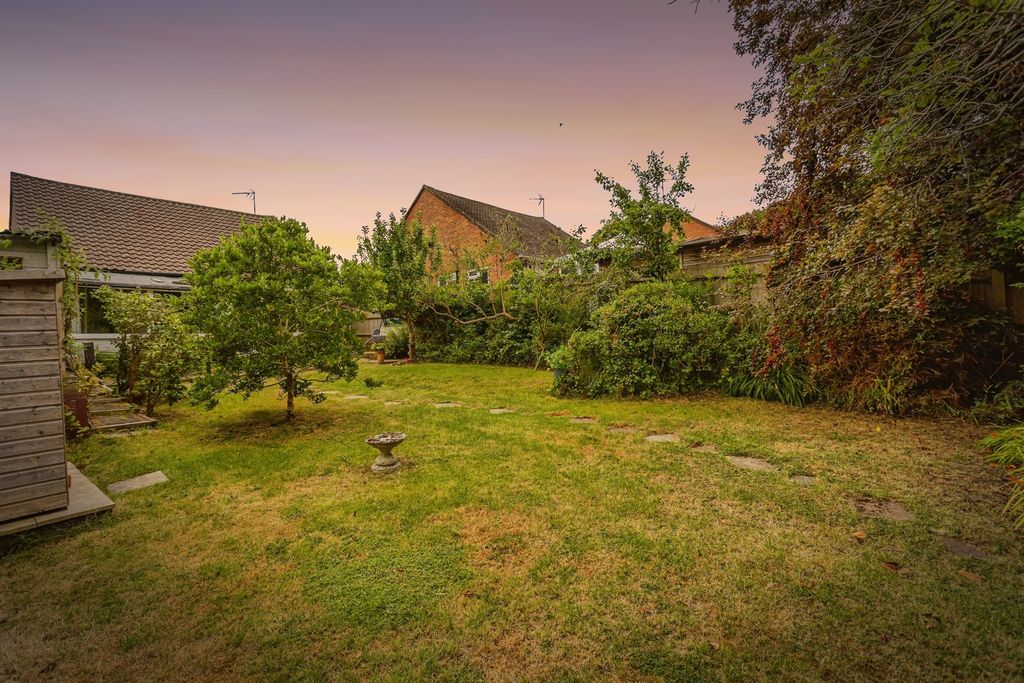 Property photo 2 of 17