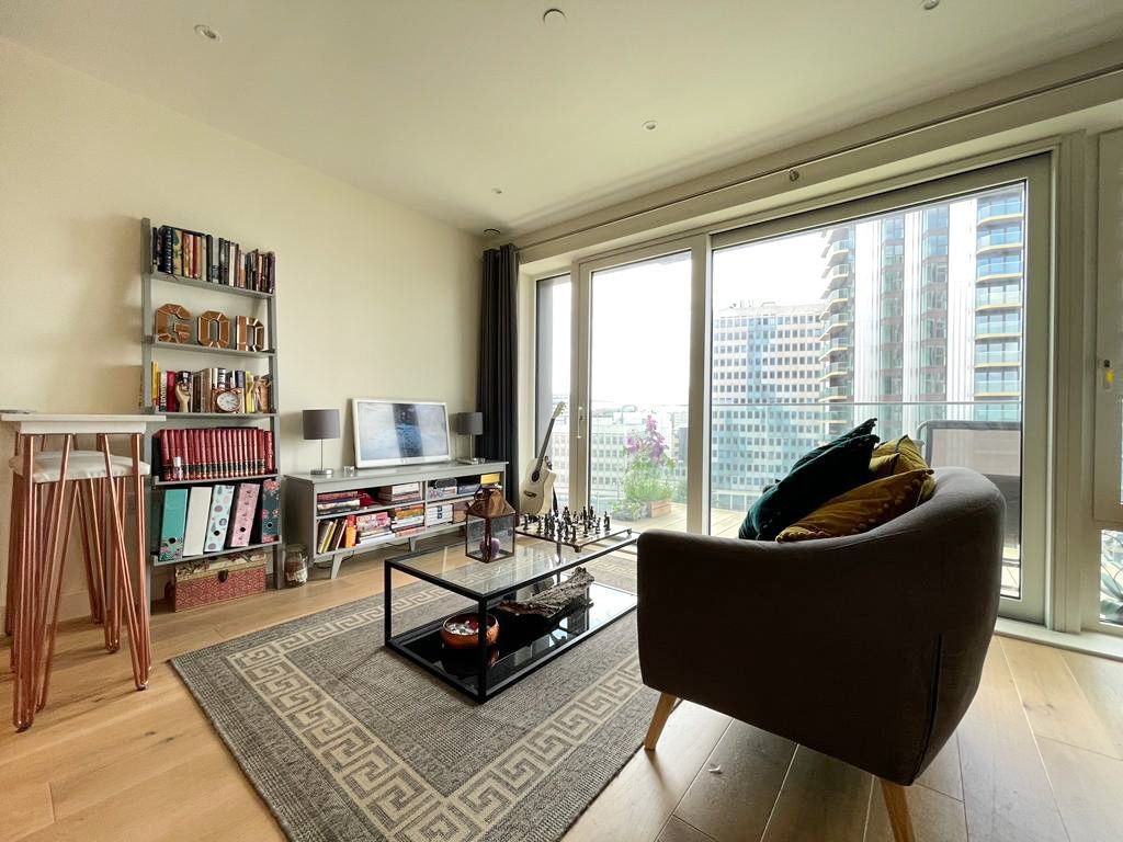 Property photo 1 of 10 Studio Apartment To Rent