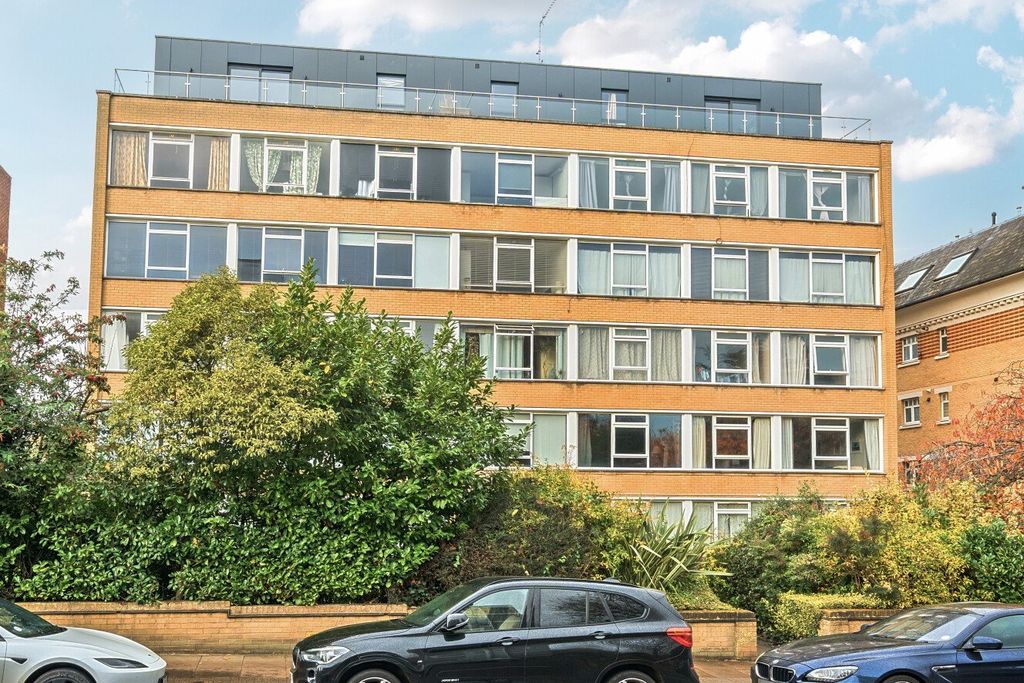 Property photo 2 of 7 Picture No. 15