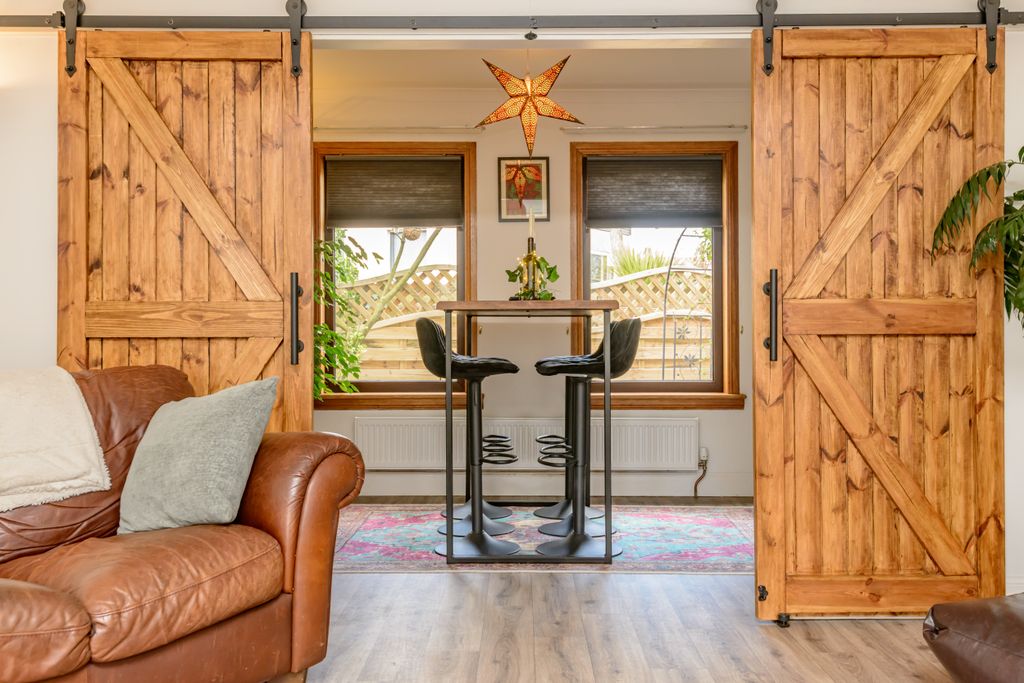 Property photo 3 of 23 Property Image 3