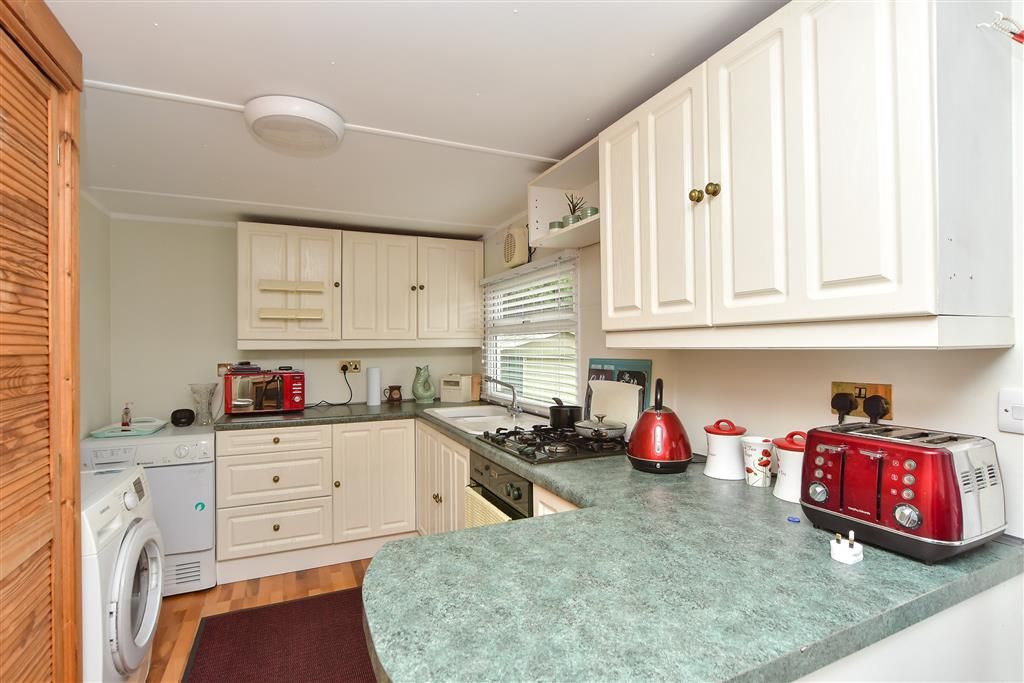 Property photo 2 of 7 Kitchen/Breakfast Room