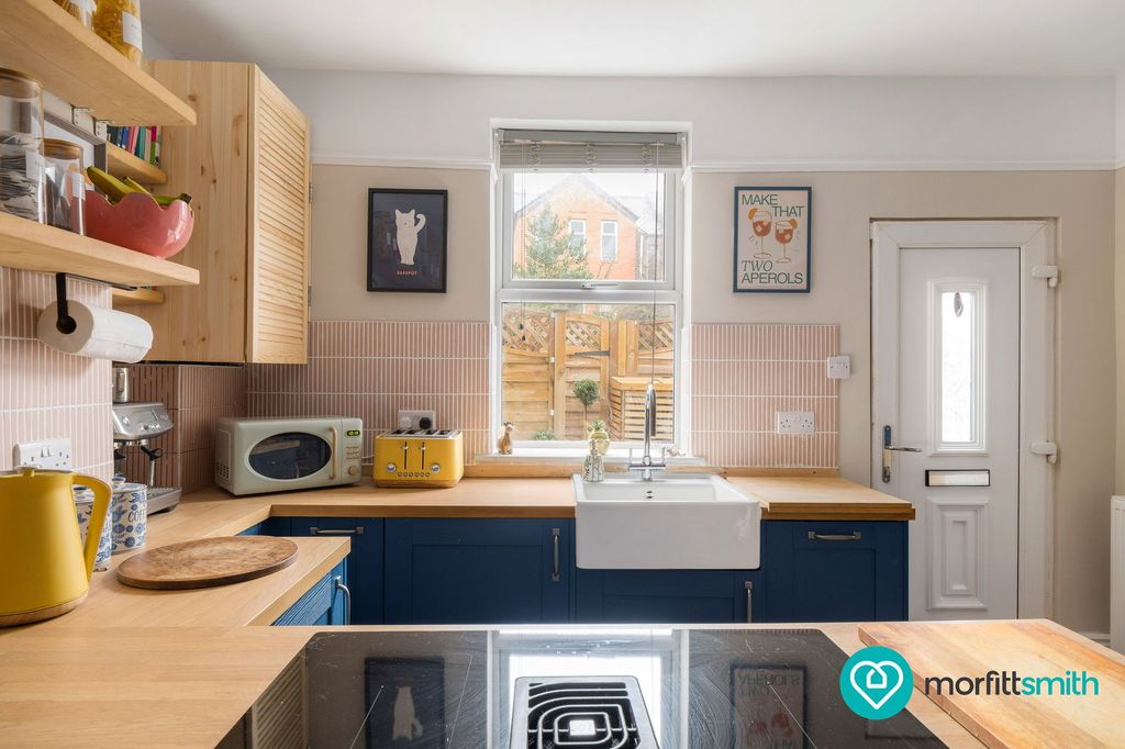 Property photo 3 of 22