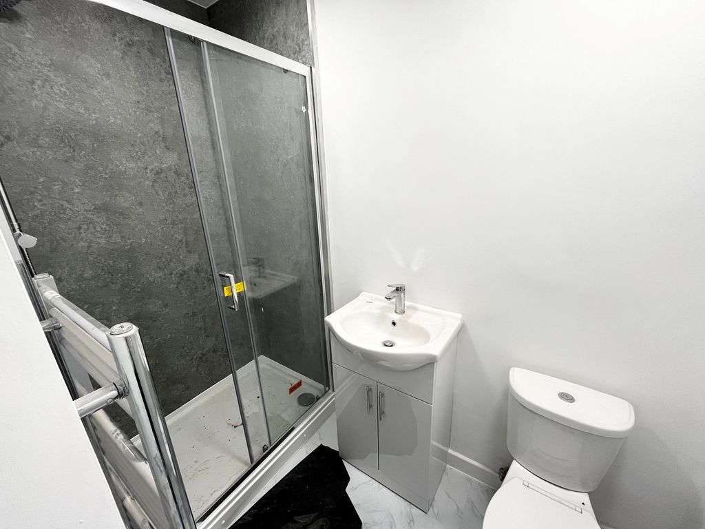Property photo 3 of 3