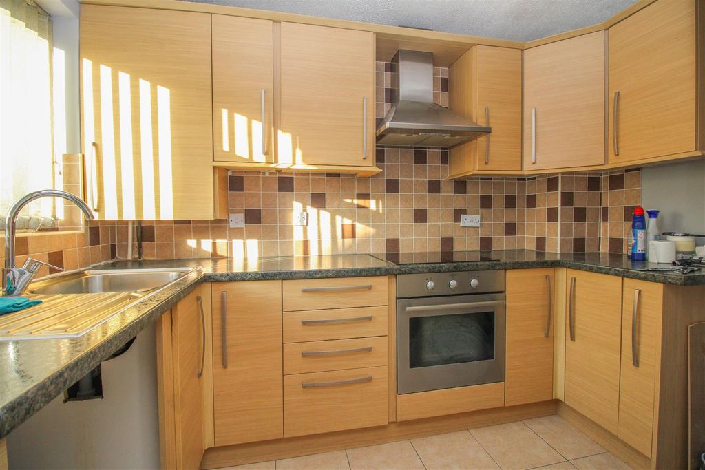 Property photo 2 of 7 Img_5099.Jpg