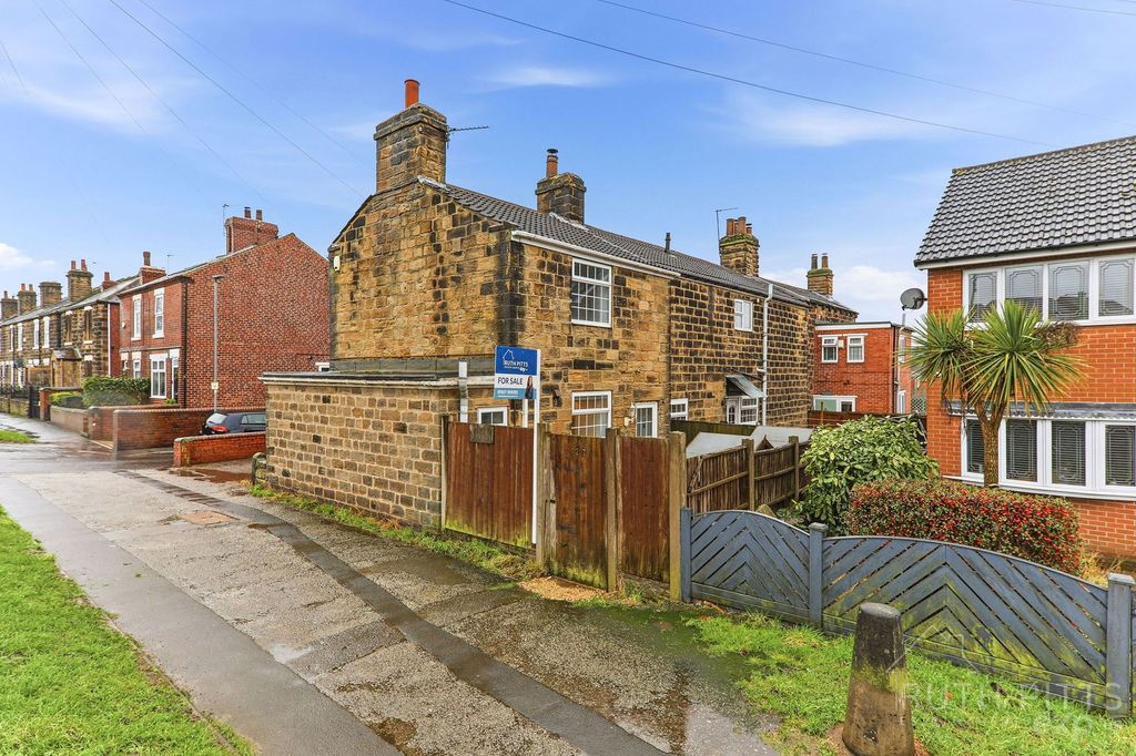 Property photo 2 of 24