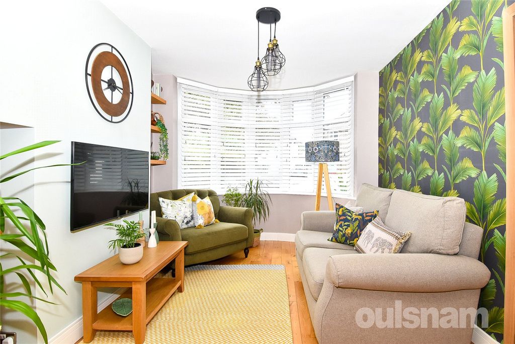 Property photo 2 of 24 Picture No. 28