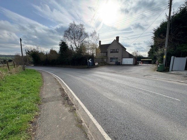 Property photo 3 of 7