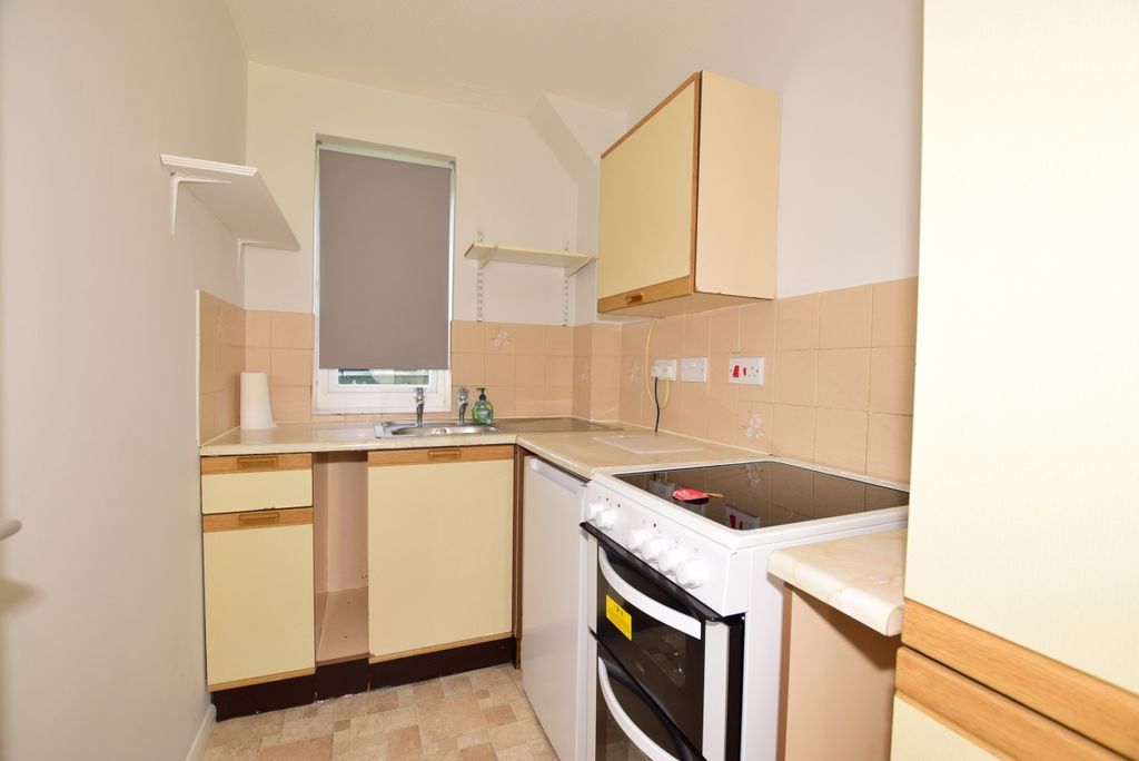 Property photo 3 of 9 Dsc_8058