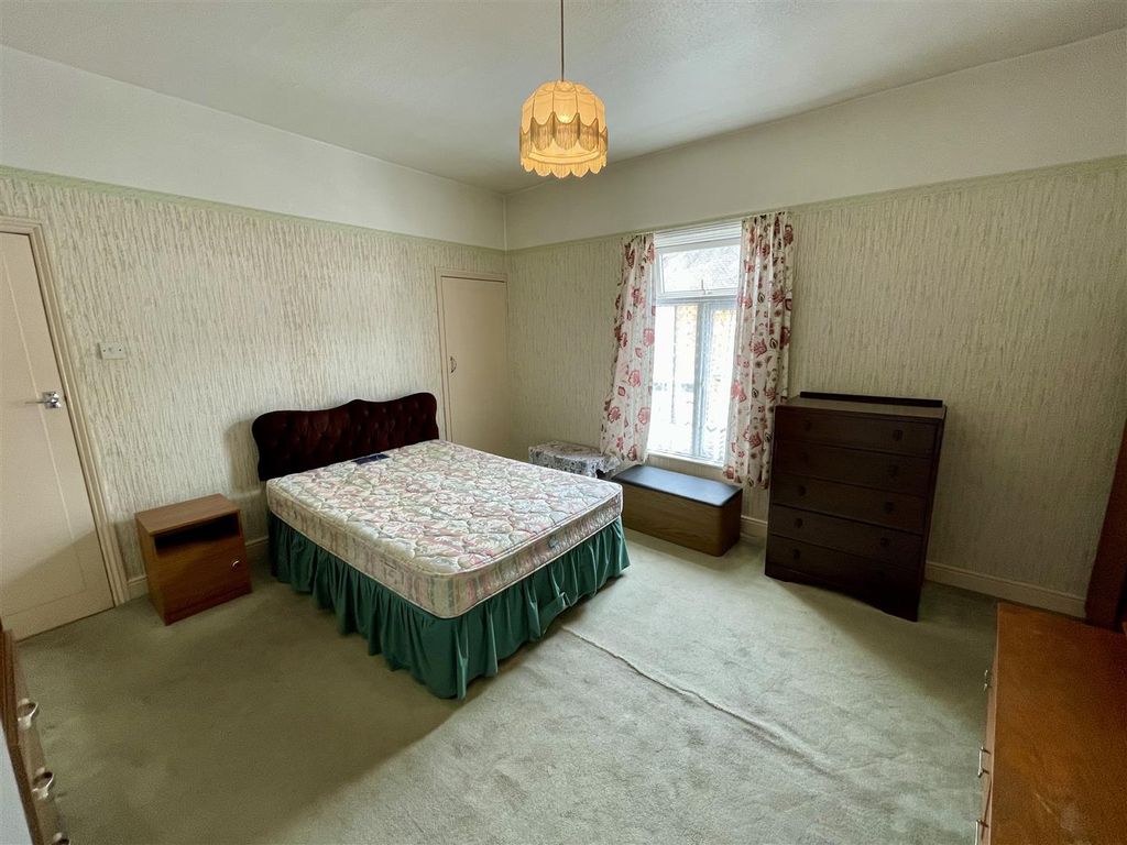 Property photo 3 of 10 Bedroom One