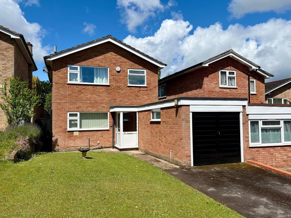 Property photo 1 of 8