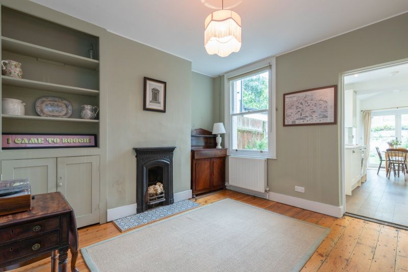 Property photo 3 of 14 Dining Room