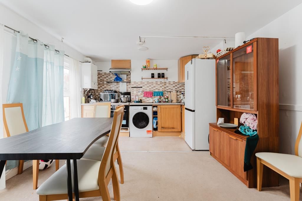 Property photo 2 of 18 30 Hazelwood Road, Northampton (17 Of 19).Jpg