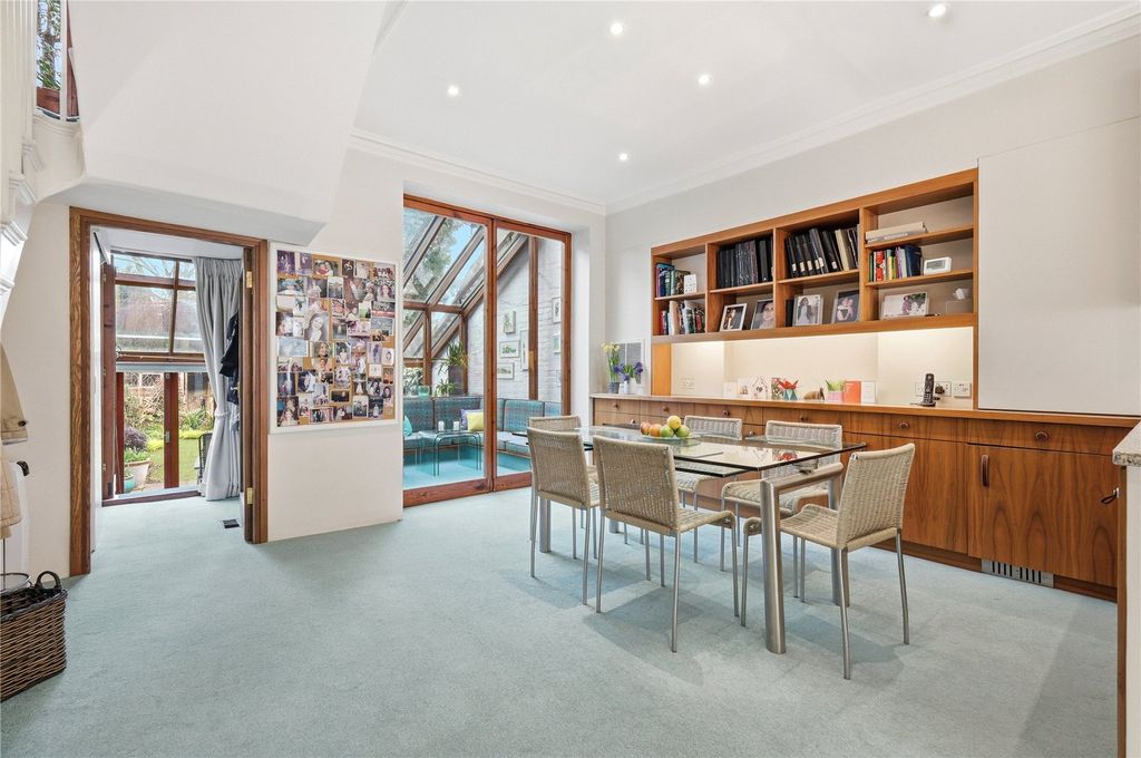 Property photo 2 of 27 Dining Room