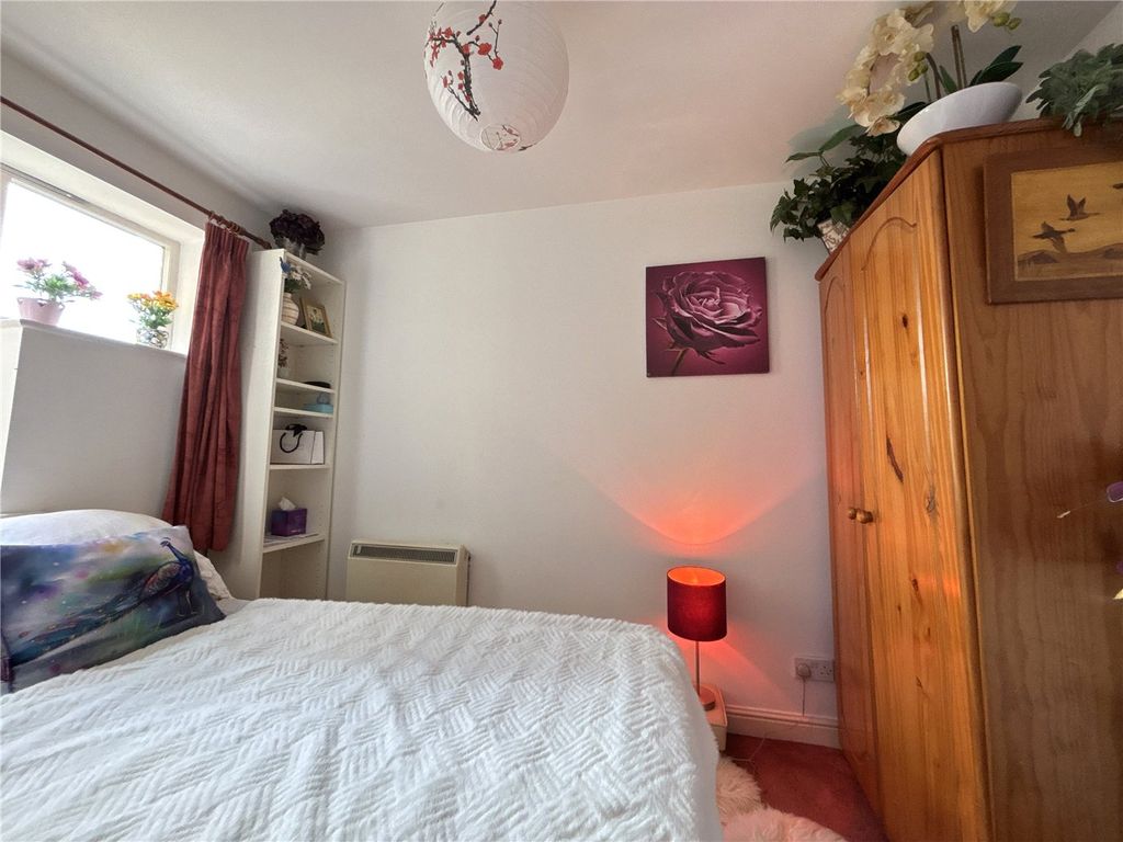 Property photo 3 of 9 Picture No. 22