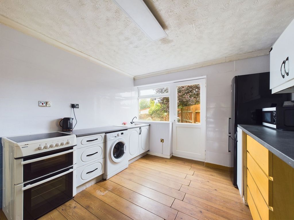 Property photo 3 of 15