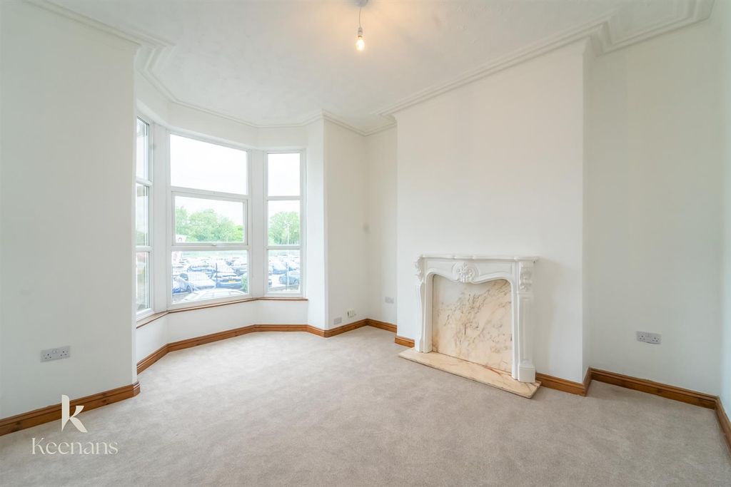 Property photo 2 of 29 Westgate-1.Jpg