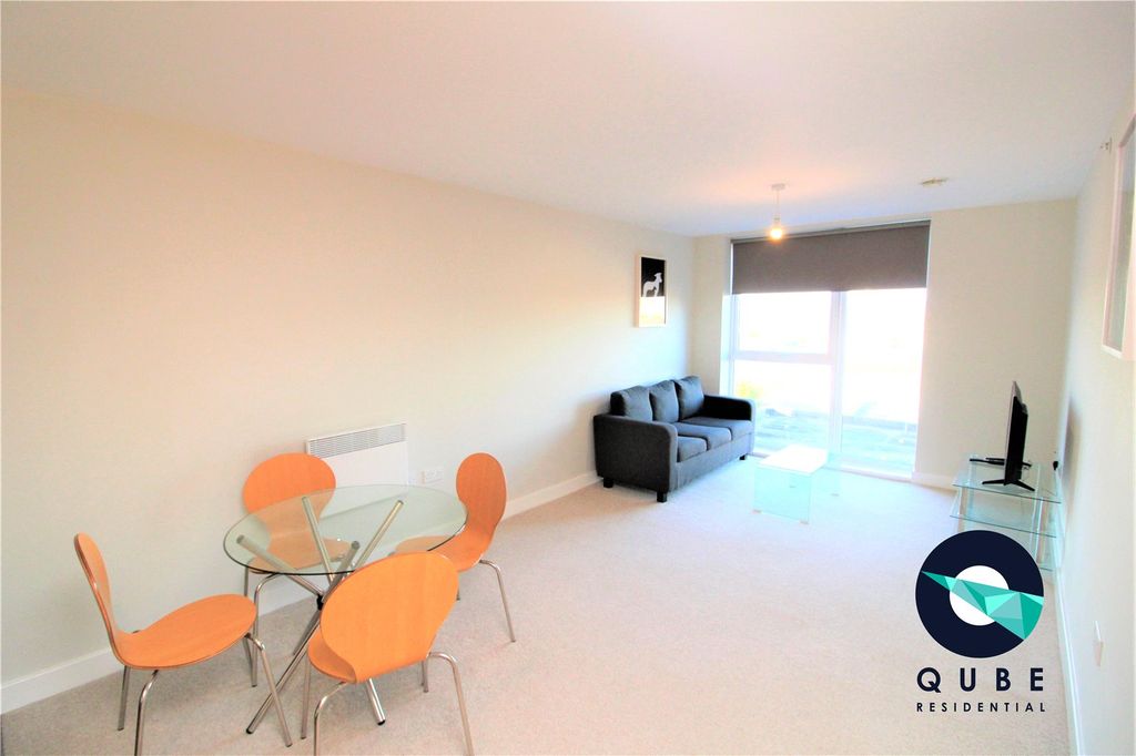 Property photo 2 of 8 Picture No. 19