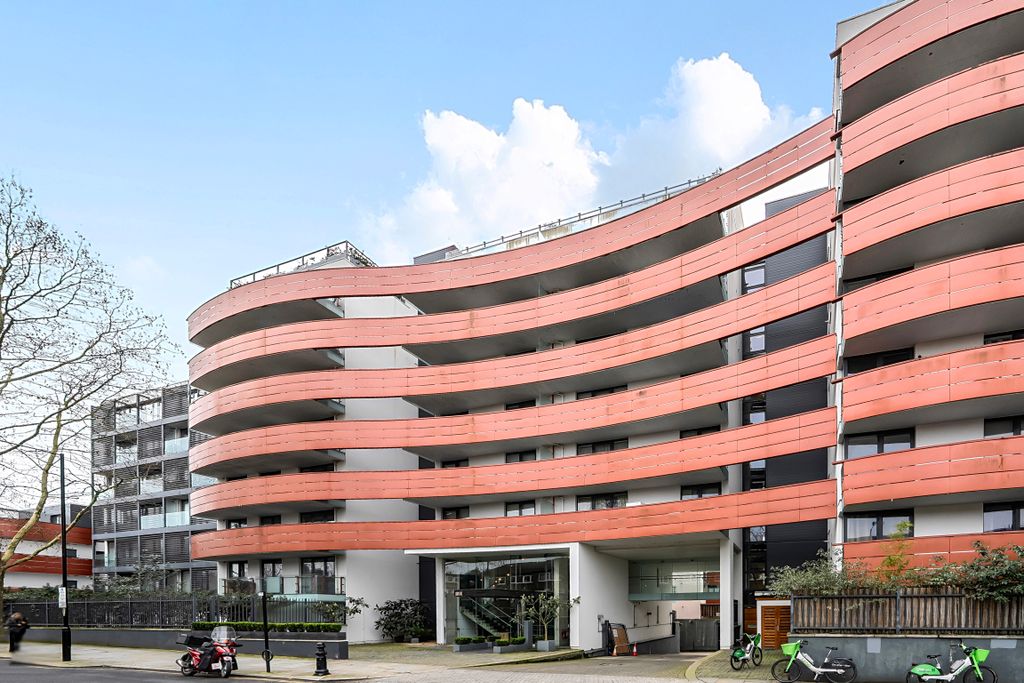 Property photo 3 of 15