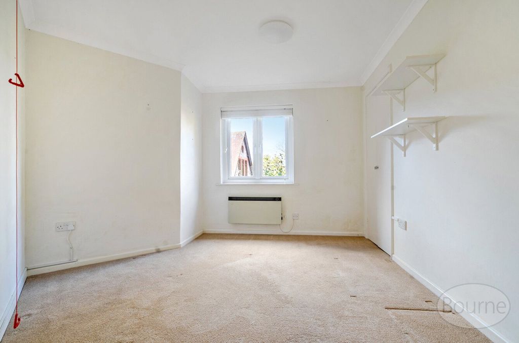 Additional image 7 of 1 bed flat for saleHylton Road, Petersfield, Hampshire GU32
