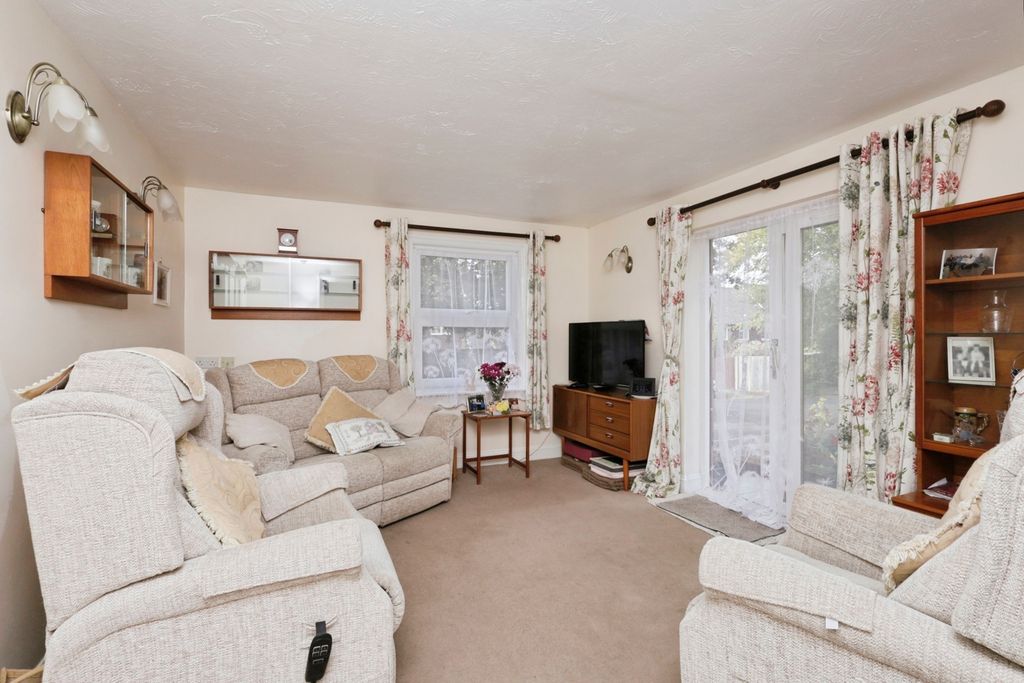 Property photo 3 of 18 Photo