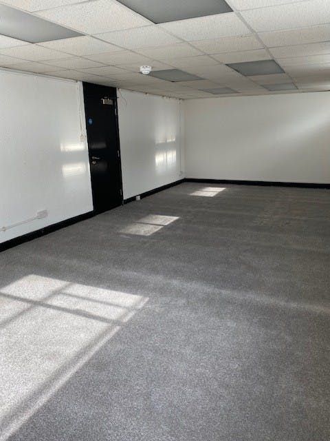 Property photo 3 of 8 33 Gm 1.Jpg