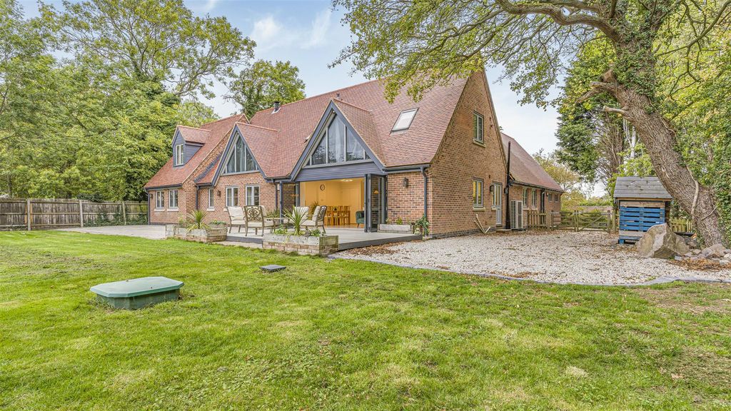 Property photo 3 of 45